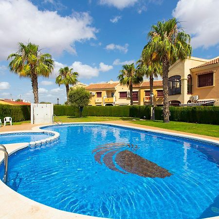 Ch Club Salino Torreviejaアパートメント エクステリア 写真